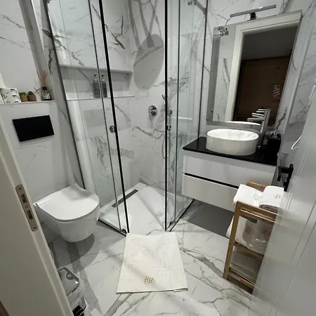 Apart Otel Brianza 3*