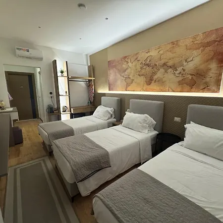 Brianza Aparthotel 3*